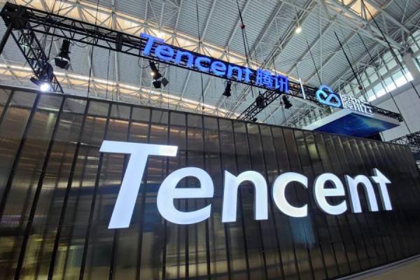 Tencent plans to replace card payment with palm scanning